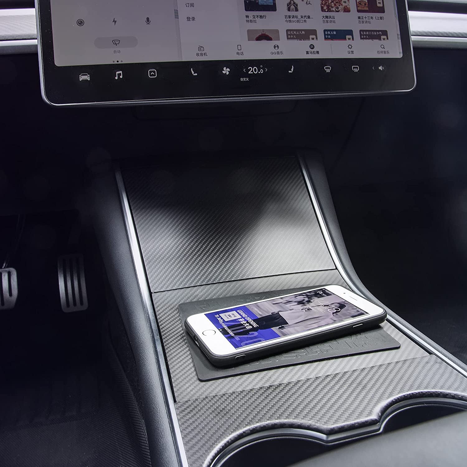 JIMISHA Non-Slip Car Dashboard Mat, Anti-Slide Gel Pad for Securely Holding Radar Detectors, Mobile Phones, Keys, GPS Devices, and Coins - 6.3 x 5.1 Inches (Set of 2)